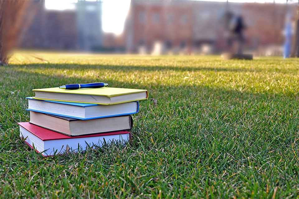 2021-2022 Essays Prompts for MBA Programmes in Europe | The Red Pen
