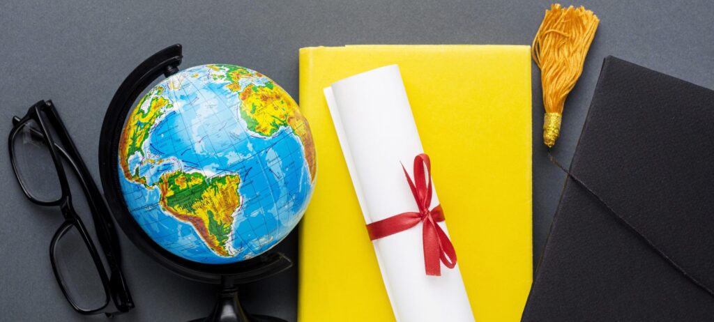 Key Factors to Decide Between US and UK Undergraduate Programs - The Red Pen