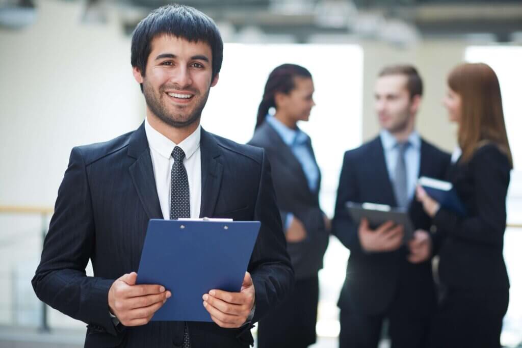 Exploring MiM Programs Key Considerations Before Applying - The Red Pen